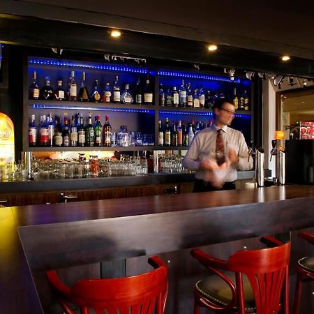 Hotel Les Peyrieres Olemps Екстер'єр фото