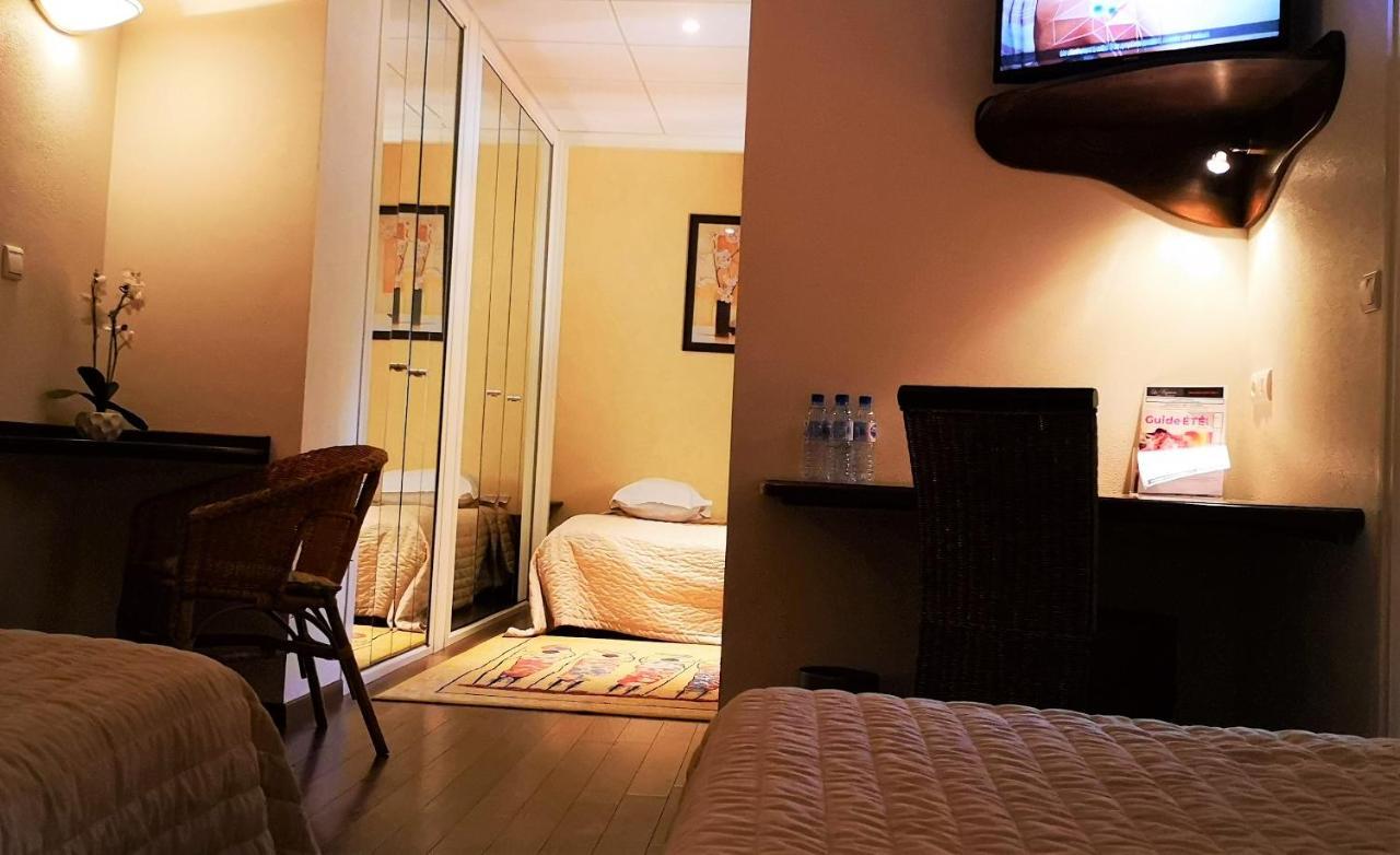 Hotel Les Peyrieres Olemps Екстер'єр фото